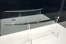 世界上公认的三大名刀之一·日本武士刀—天下五剑（三日月宗近）图片