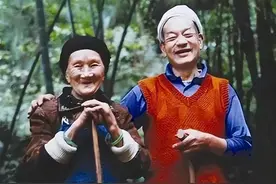 私奔56年，6208级天梯，一对遭世人反对的情侣，他们的故事看哭无数人图片