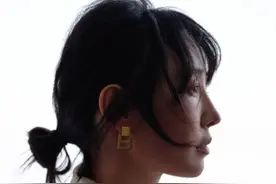 曝演技派三字女星婚内出轨，被男星前夫捉奸抓包，离婚后事业下滑图片