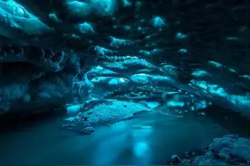 科学家：银河系可能有大量外星人，或许藏身冰下黑暗海洋图片