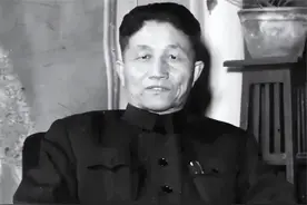 他是红军战力最强军军长，因作战不听主席指示，调离军队无缘授衔图片