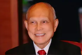 百年霍家：独尊大房，二房三房子女不与父合影，不得插手家族生意图片