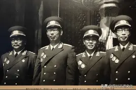 47年毛主席被困曹家庄，许光达星夜驰援，血战一天，主席脱离险境图片