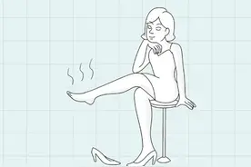 女人穿丝袜，为什么喜欢脱鞋晾脚？图片