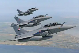 埃及有200多架F16，却购买霹雳15导弹，埃及准备进口歼10C吗？图片