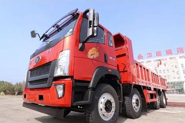 拉砂石料的车一般拉几吨