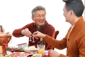 500ml白酒就是1斤酒？行家道出缘由，总算明白为何标注“毫升”图片