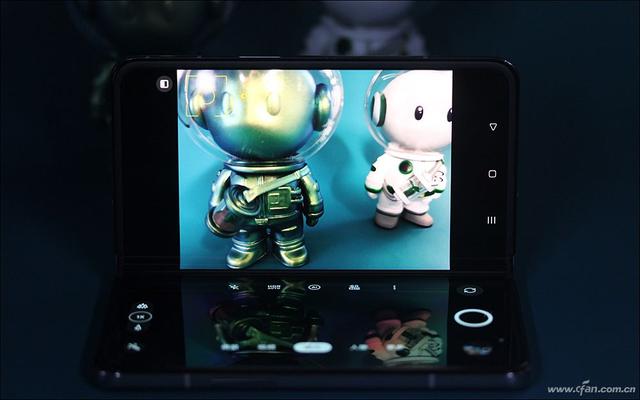 OPPO Find N评测：自由悬停 折叠屏手机的搅局者