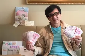 藏品堆满8个仓库，戴2000万名表，豪宅遍布全球，成龙身家太惊人图片