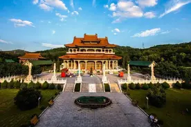 [辽宁 鞍山玉佛寺（玉佛苑）]图片