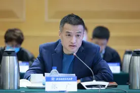 “七零后”北航副校长被查图片