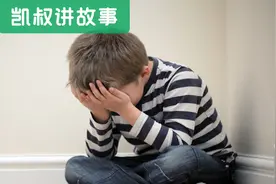 儿子紧握拳头，和妈妈对峙，爸爸一个动作引发网友怒赞图片