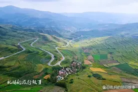 黄土高原上的生态奇观，万亩梯田层峦叠嶂如诗如画，就在甘肃定西图片