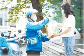 我市开始推广使用外卖餐饮“食安封签”图片