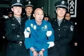 太可恶了！石家庄发生特大爆炸案：杀人狂魔一小时杀了108人！图片
