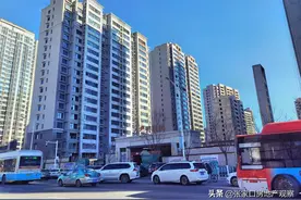 楼市“限跌令”之下，张家口地王又卖出了白菜价，房价彻底崩了？图片