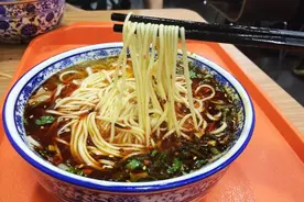 兰州牛肉面为什么最近生意火爆？图片