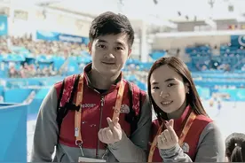 冰壶队长金智善倒追中国运动员，17年放弃韩国优渥生活，定居上海图片
