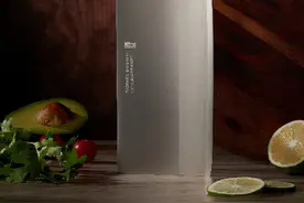 即使是不锈钢菜刀也是会生锈的！菜刀生锈了怎么办？图片
