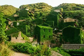 广东有个无人村，一到晚上没有一点光，进去的人必须6点前离开图片