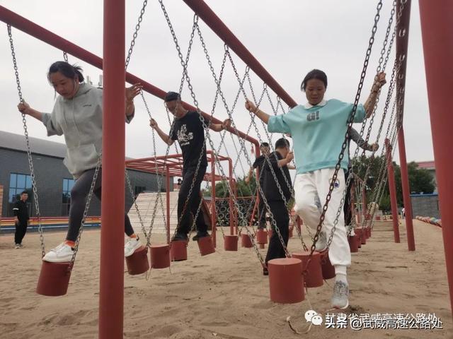 ϲӭ��ʮ�� ������ʱ������ɽ�������Ὺչ��ӭ���족ְ���Ž��