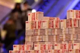 社保：如果我们不交社保，每个月自己存2000，15年后够养老吗？图片