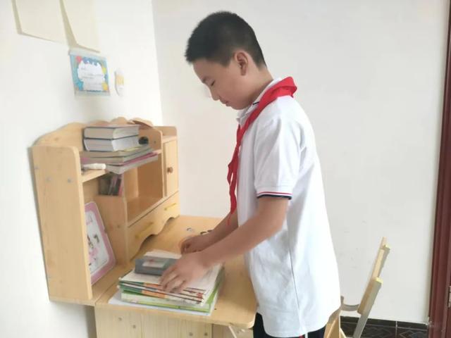 ԱǣһͶСѧȶӿչһͶڡϵлʵ