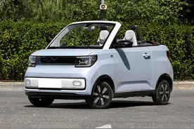 五菱宏光MINI敞篷版上市，外观太拉风了，续航280km，售9.99万元图片