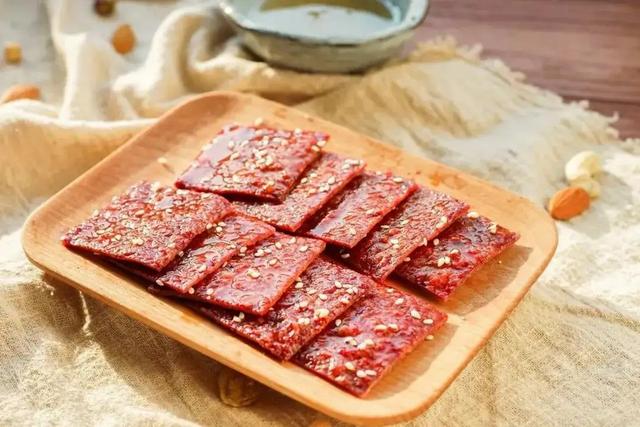 自制猪肉脯，追剧必备零食，做法简单，味美又解馋，全家都喜欢