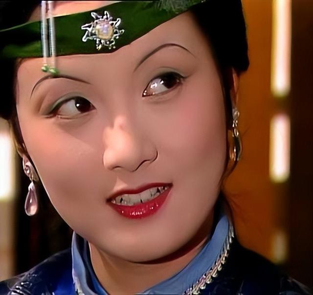 丹凤眼好看吗女生「女人丹凤眼意味什么」