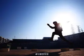 快收藏！武警战士的训练剪影，张张超帅图片