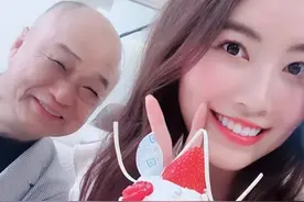 日本老年化已经这样了？进化版“爷爷活”，还有老人专用情侣酒店图片