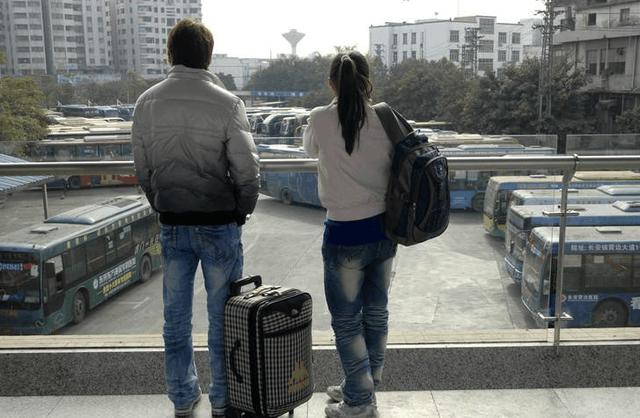黑龙江一女子搭黑车，被强奸时主动配合，笑称：别伤害我,随便玩