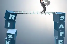 资金周转不开，想要过桥？这些风险你要知道！图片