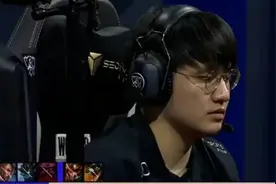 S12小组赛：TES变脸太快，输给越南战队整破防，JKL赛后采访痛哭图片