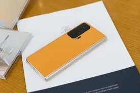 荣耀Magic V上手体验：最实用的折叠屏手机？图片