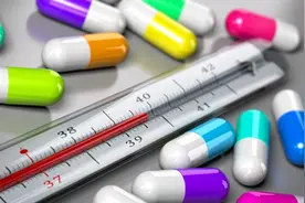 阿莫西林不是消炎药？提醒：真正的消炎药只有2种，别吃错了图片