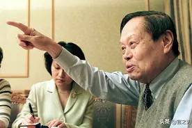 关于对杨振宁认为有造物主存在的看法图片