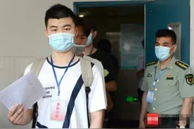 大专生自愿入伍后反悔，如今处罚结果出来了，大学生要引以为戒图片