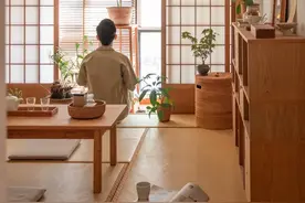 这个花臂小哥有毒吧？独居30㎡，全屋反差萌：不适合你，让我来住图片