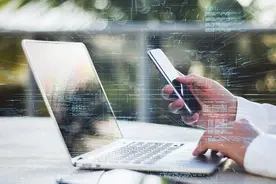 你的手机居然可以同时连接2个WiFi，网速更快了，教你这样设置图片