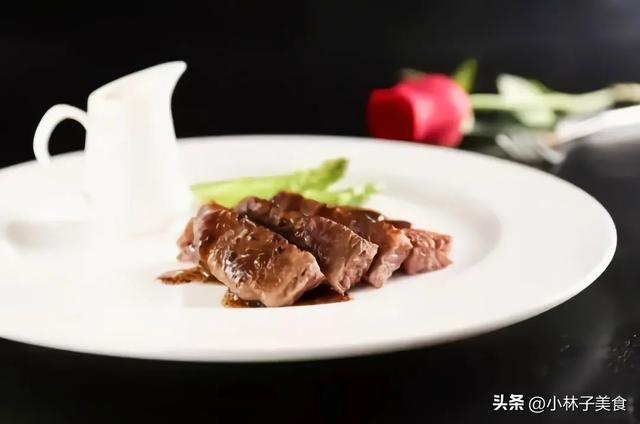 松茸花胶炖牛尾 2026年松茸花胶炖牛尾汤的做法