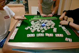 60岁以上的人打麻将合法吗？图片