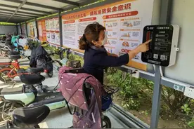 才知道，电动车“充满不拔”和“没充满就拔”，对电池影响有多大图片