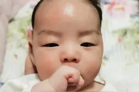 宝宝什么时候开奶以及有什么好处呢图片