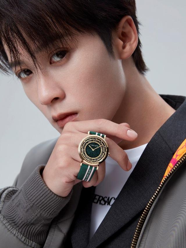 ��˼��Я��̴���γ���ȫ��ʱ�������Ƭ