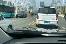 太危险！广东惠州一女子在合生大桥“人体艺术”引争议！图片