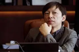 他17岁上清华，成麻省理工博士，身家67亿，如今58岁还没结婚图片