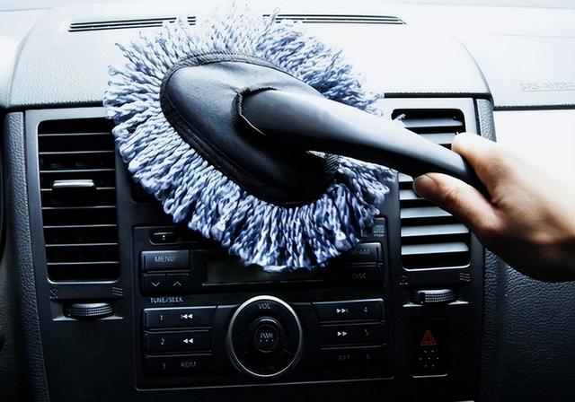 汶川地震幸存的“神车”：只因车牌特殊，公安部特批，入驻纪念馆