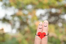 都说养儿防老，其实生女儿也很好呀，看完你就知道了！图片